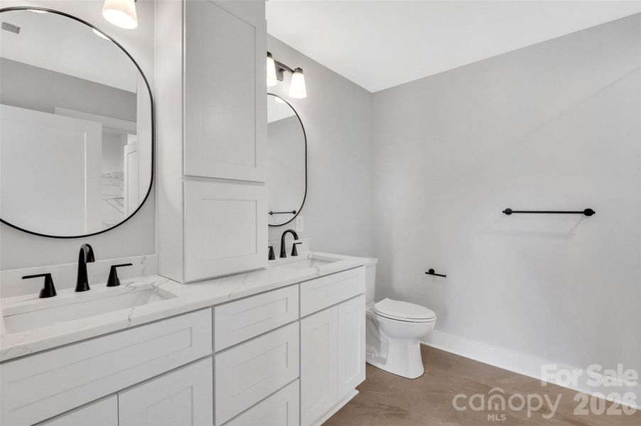 Furnished interior view inside a new home in , Lincolnton (Image 10).