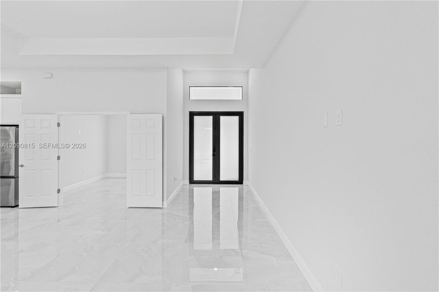 Spacious, unfurnished interior of a new home in , Lehigh Acres (Image 38).