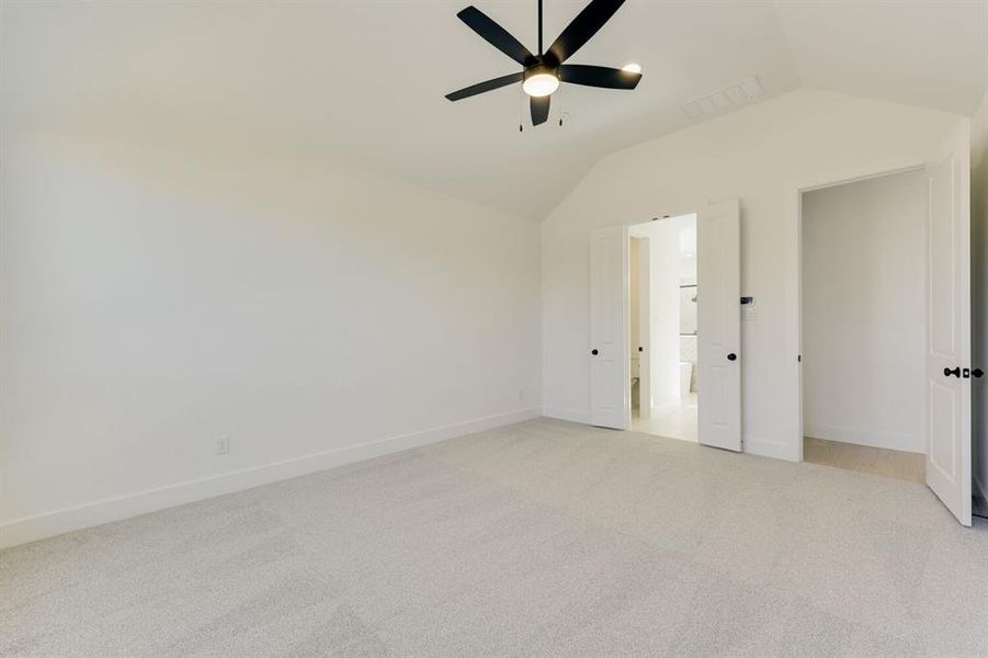 Spacious, unfurnished interior of a new home in BridgeWater, Midlothian (Image 19).