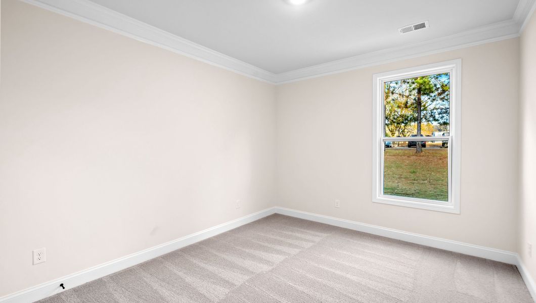 Representative unfurnished interior of a home built from the HAMPSHIRE by D.R. Horton in Whitehawk Meadows, Travelers Rest (Image 19).