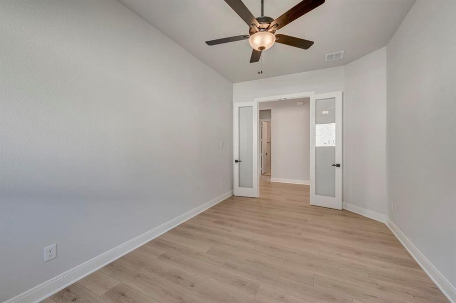 Spacious, unfurnished interior of a new home in Northshore at Lakewood Village - Garden Series, Lakewood Village (Image 13). Spacious, unfurnished interior of a new home in Northshore at Lakewood Village - Garden Series, Lakewood Village (Image 13).