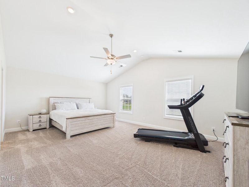 CAM01608G0-PR0104-STILL050