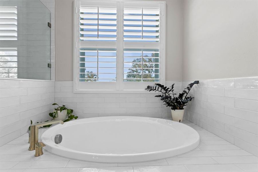 Close-up of interior finishes inside a home in , Tampa (Image 20). Close-up of interior finishes inside a home in , Tampa (Image 20).