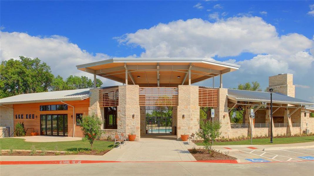 Community amenities in Trinity Falls, McKinney (Image 8).