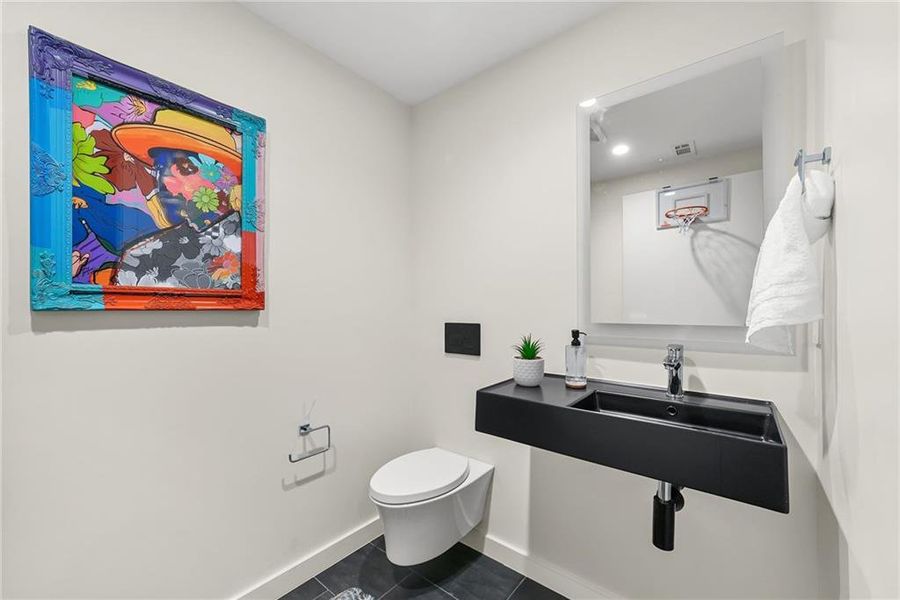 Furnished interior view inside a new home in , Atlanta (Image 49).