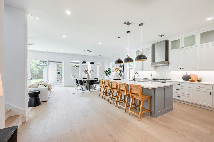 Furnished interior view inside a new home in , Dallas (Image 25).