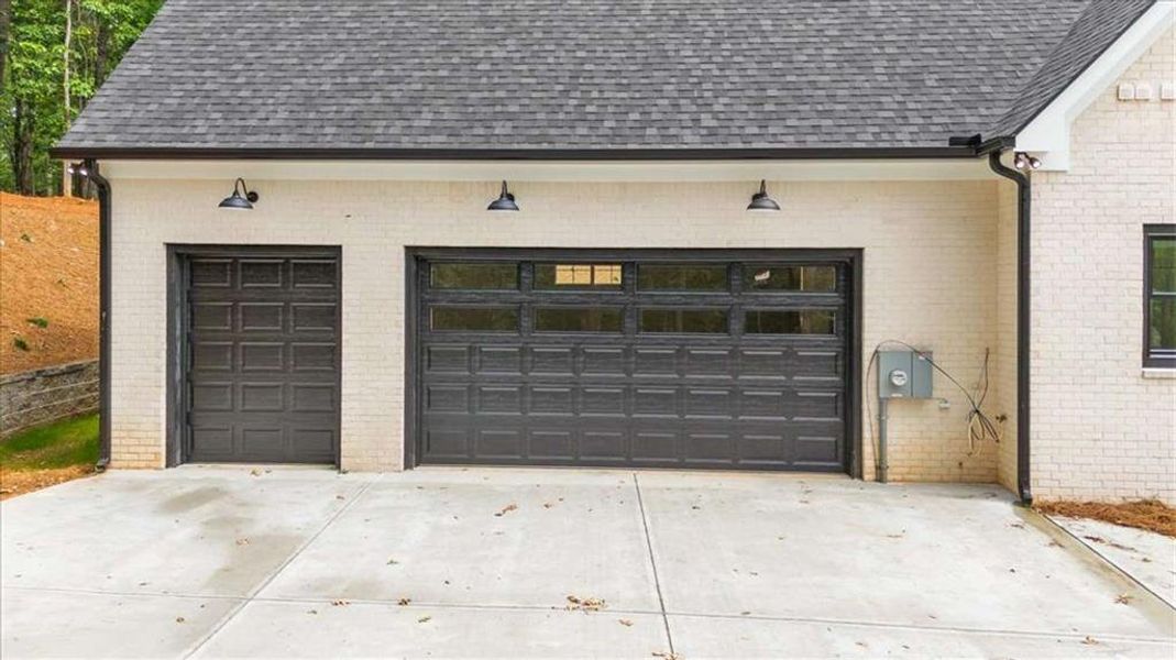 Exterior details and patio area of a home in , Cornelia (Image 3).