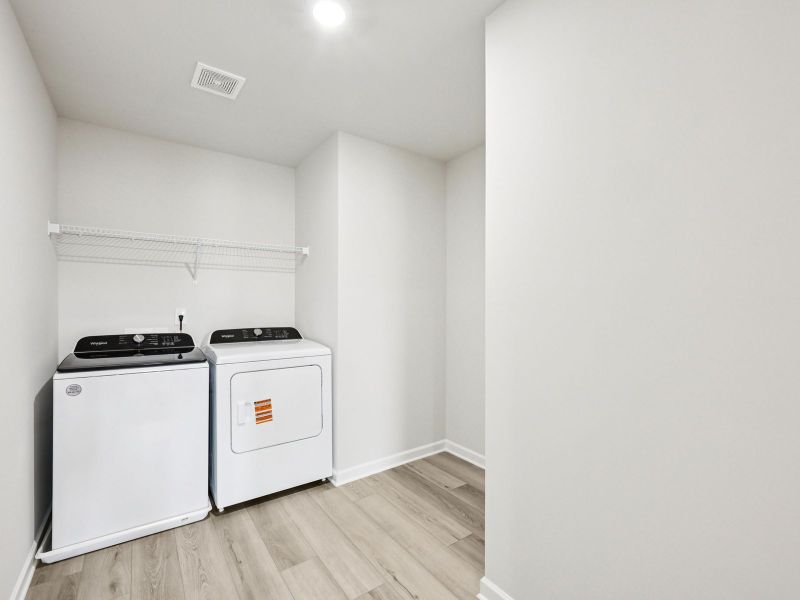 Image 21 of a home in Creekside at Oxford Park.