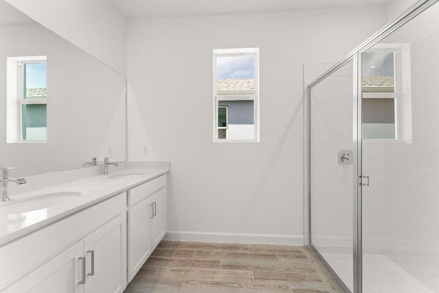 US_SEF_CALEDON_LOT 340_owners bath