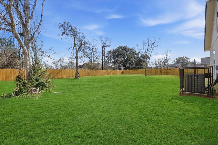 Exterior details and patio area of a home in , Beaumont (Image 3).