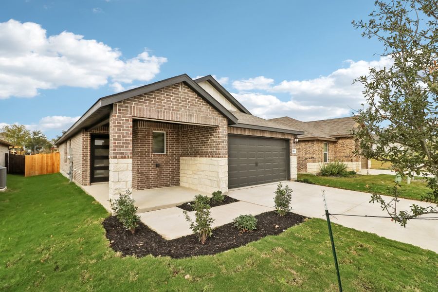 Front exterior of the Cascade floorplan at a Meritage Homes community.