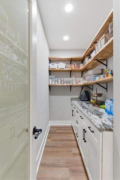 Furnished interior view inside a new home in , Calhoun (Image 38).