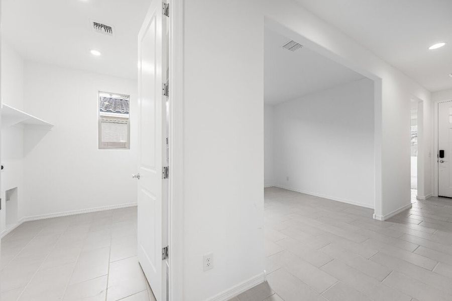 Image 27 representing the Sandstone by Taylor Morrison in Artisan at Asante Discovery Collection, Surprise, AZ. Image 27 representing the Sandstone by Taylor Morrison in Artisan at Asante Discovery Collection, Surprise, AZ.