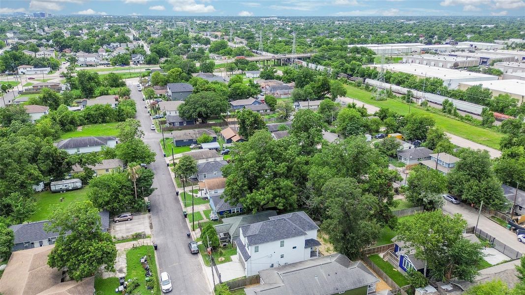 Image 36 of a home in . Image 36 of a home in .