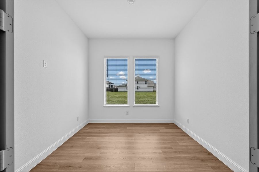 Spacious, unfurnished interior of a new home in The Ridge at Northlake, Northlake (Image 28). Spacious, unfurnished interior of a new home in The Ridge at Northlake, Northlake (Image 28).