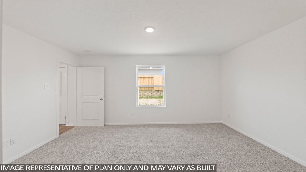 Spacious, unfurnished interior of a new home in Lexington Heights, Willis (Image 27).