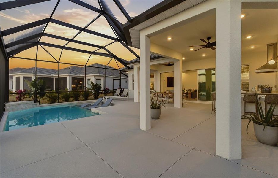 Exterior details and patio area of a home in , Palmetto (Image 27).