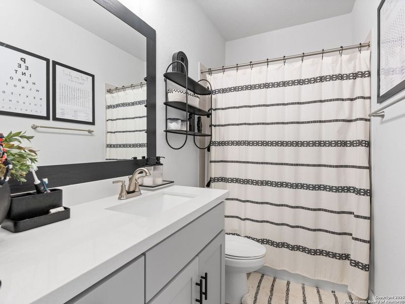 Furnished interior view inside a new home in Balcones Creek 70', Boerne (Image 30). Furnished interior view inside a new home in Balcones Creek 70', Boerne (Image 30).