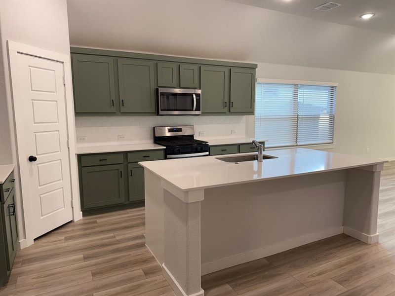 Furnished interior view inside a new home in , Lavon (Image 7).