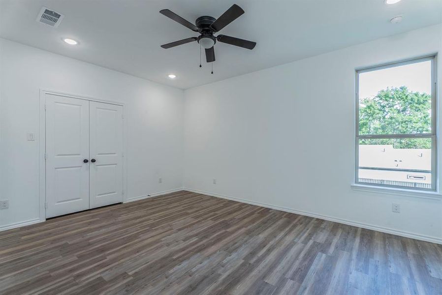 Spacious, unfurnished interior of a new home in , Dallas (Image 25). Spacious, unfurnished interior of a new home in , Dallas (Image 25).