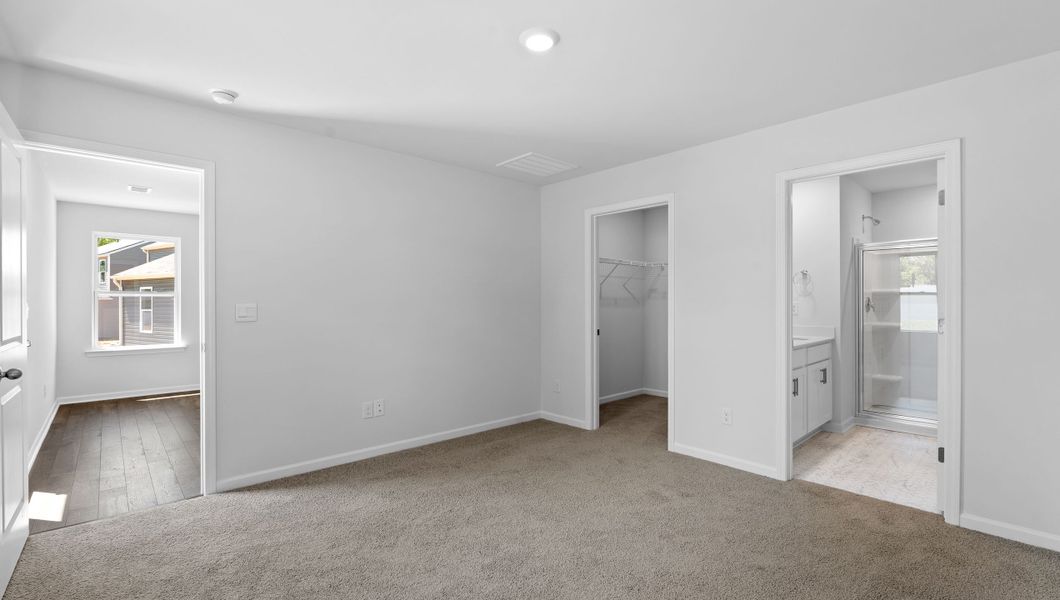 Spacious, unfurnished interior of a new home in Harper Ridge, Roebuck (Image 17).