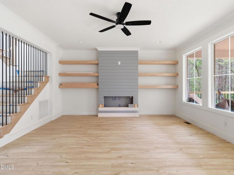 012_img_7921_autoremove_23404366