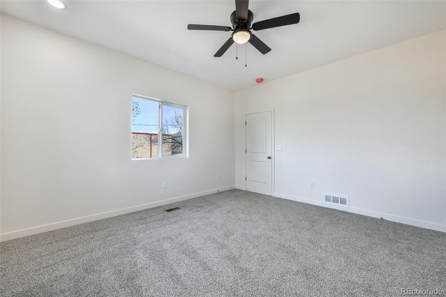 Spacious, unfurnished interior of a new home in , Colorado Springs (Image 34).