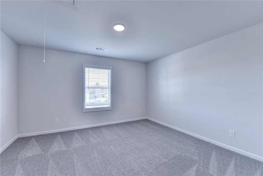 Spacious, unfurnished interior of a new home in , Auburn (Image 66).
