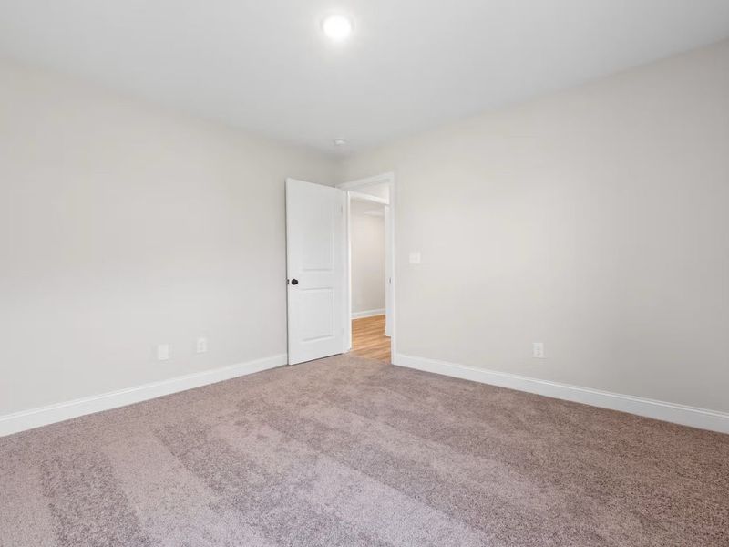 Spacious, unfurnished interior of a new home in Meadow Ridge Estates, Josephine (Image 27).
