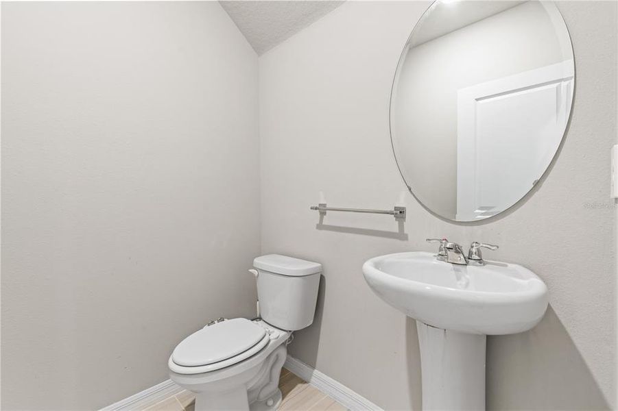 Furnished interior view inside a new home in , Wesley Chapel (Image 27).