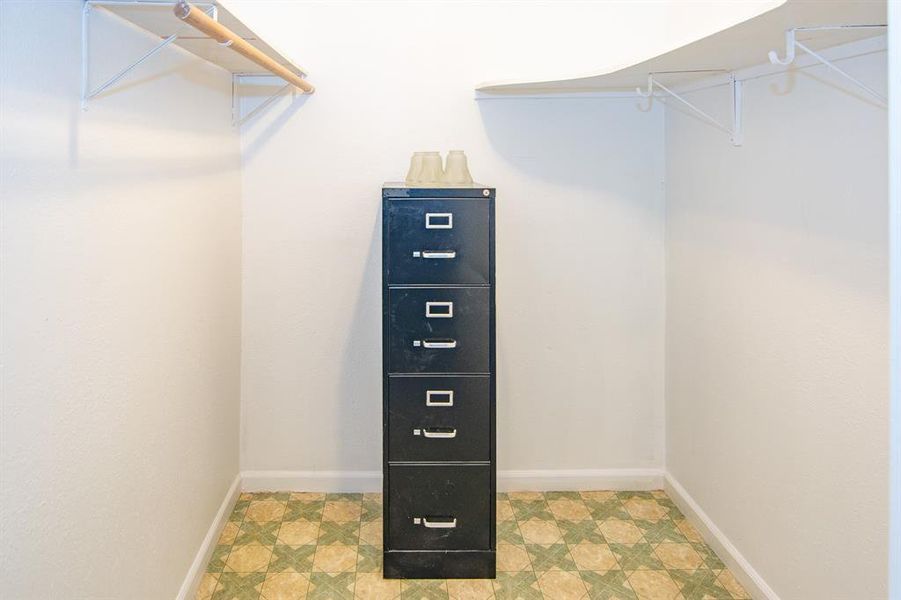 Image 21 of a home in . Image 21 of a home in .