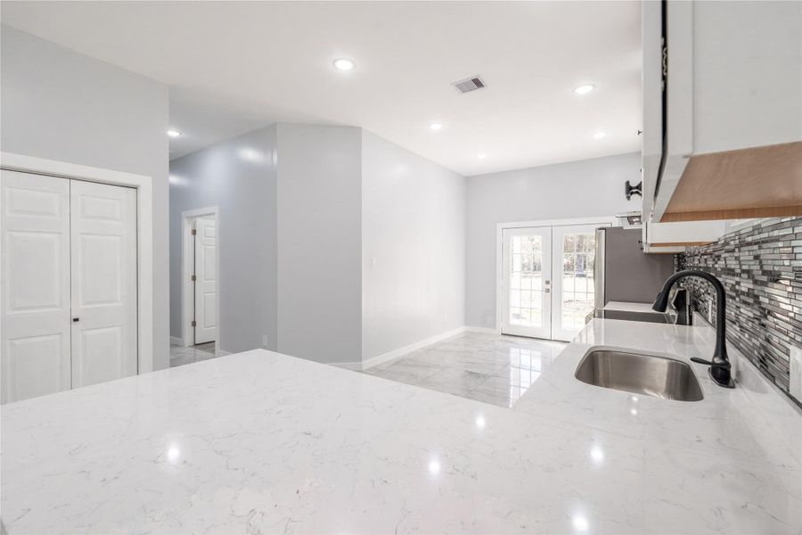 The perfect spot for a quick bite,and even better for entertaining.