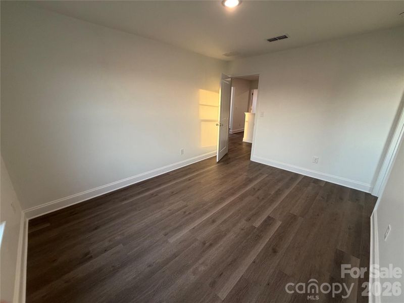 Spacious, unfurnished interior of a new home in , Denver (Image 9).