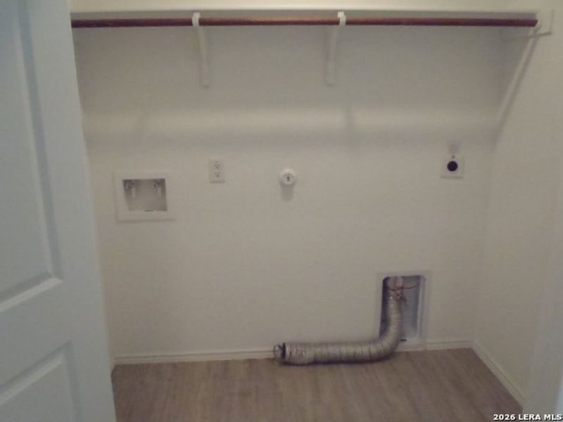 Spacious, unfurnished interior of a new home in Navarro Ranch, Seguin (Image 13). Spacious, unfurnished interior of a new home in Navarro Ranch, Seguin (Image 13).