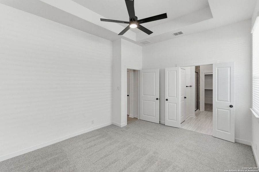 Spacious, unfurnished interior of a new home in The Crossvine – Garden Homes, Schertz (Image 34). Spacious, unfurnished interior of a new home in The Crossvine – Garden Homes, Schertz (Image 34).