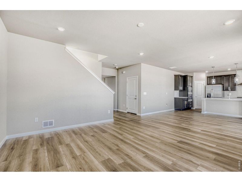 Spacious, unfurnished interior of a new home in Farmstead, Berthoud (Image 15).