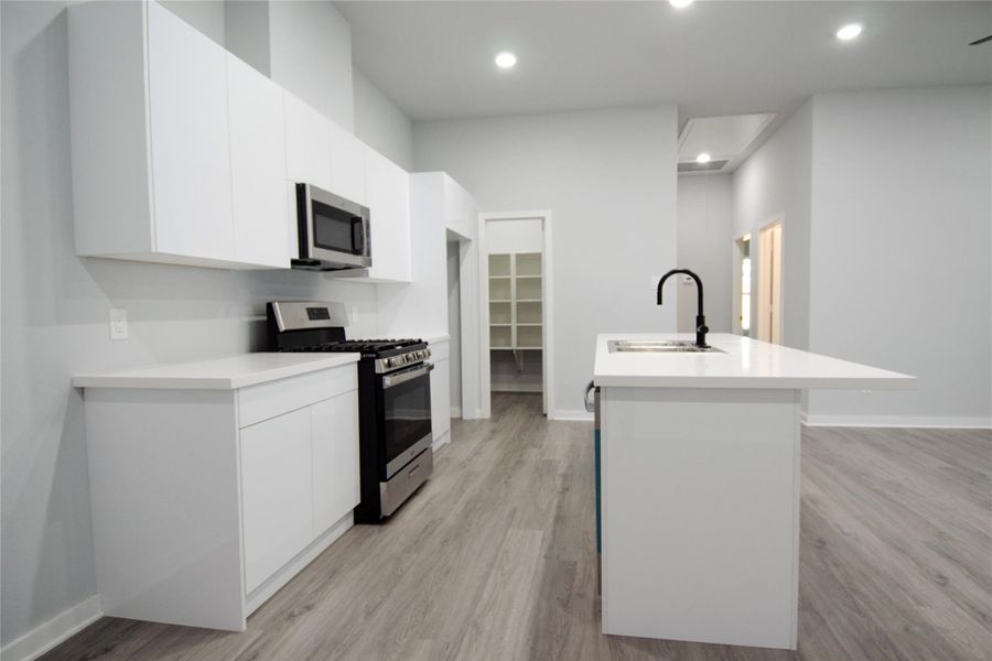 Breakfast Nook/Kitchen