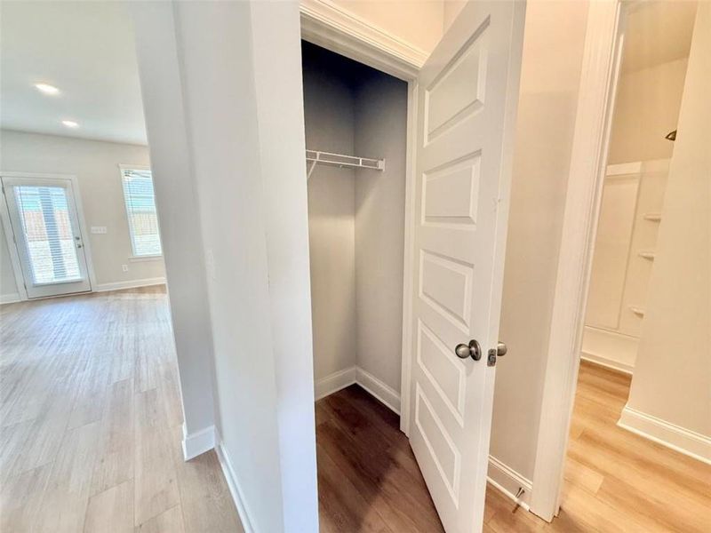 Spacious, unfurnished interior of a new home in , Bonaire (Image 31).