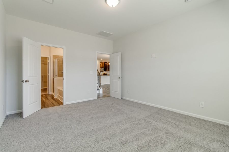 Spacious, unfurnished interior of a new home in The Falls, Blythewood (Image 25).