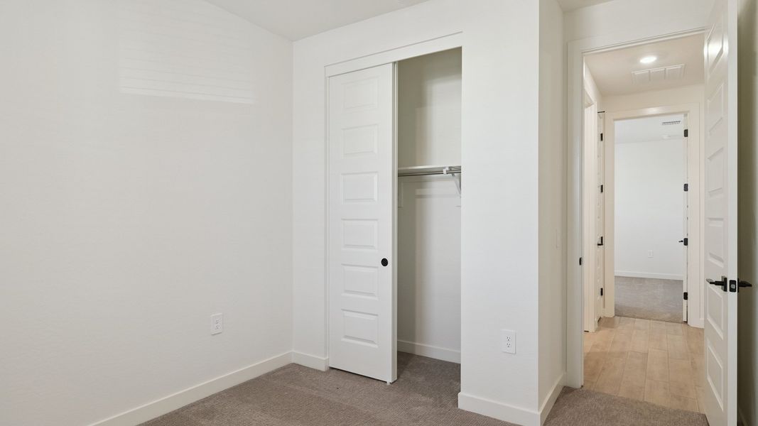 Spacious, unfurnished interior of a new home in The Ridge at Stone Butte, Phoenix (Image 23). Spacious, unfurnished interior of a new home in The Ridge at Stone Butte, Phoenix (Image 23).