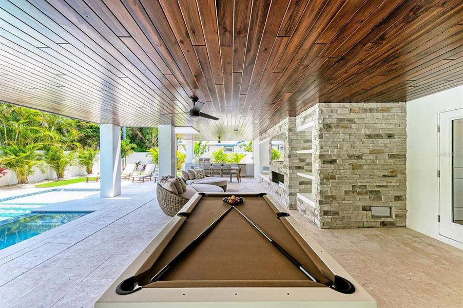 Exterior details and patio area of a home in , Holmes Beach (Image 27).