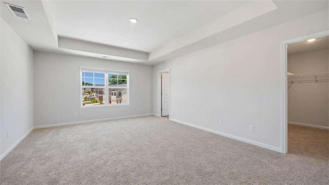Spacious, unfurnished interior of a new home in Shoal Creek, Hampton (Image 21).