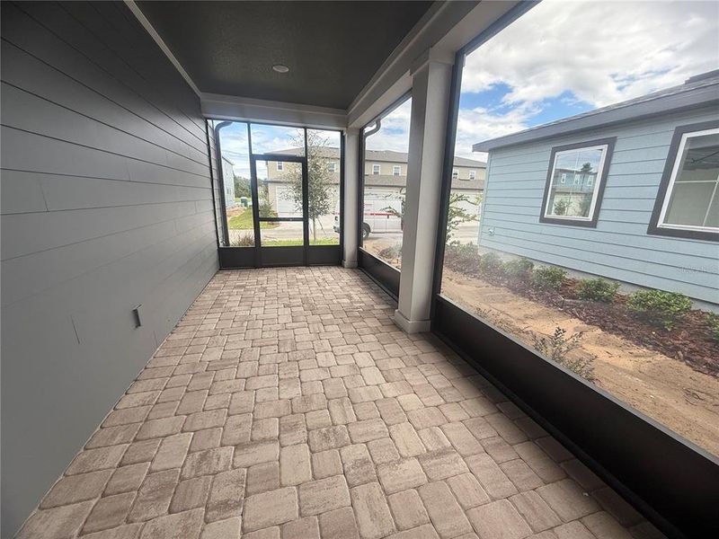 Exterior details and patio area of a home in Northlake Classical, Winter Garden (Image 3).