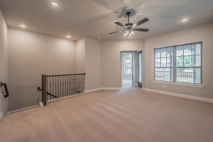 Spacious, unfurnished interior of a new home in Parkland, Fort Worth (Image 22). Spacious, unfurnished interior of a new home in Parkland, Fort Worth (Image 22).