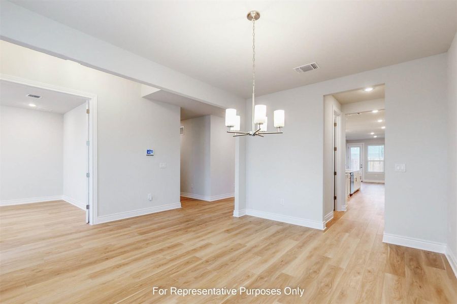 Spacious, unfurnished interior of a new home in Barksdale, Leander (Image 8).