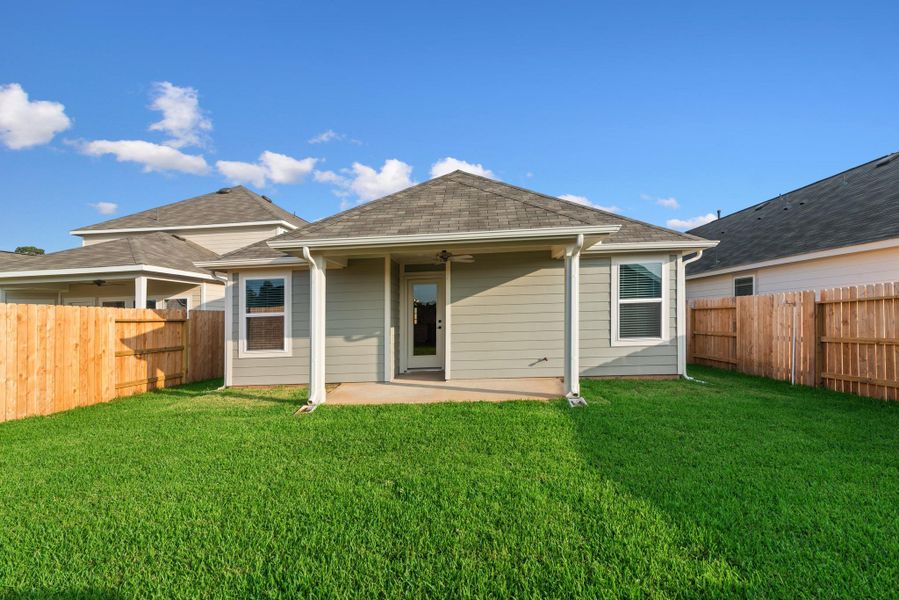 Exterior details and patio area of a home in Lone Star Landing, Montgomery (Image 19).