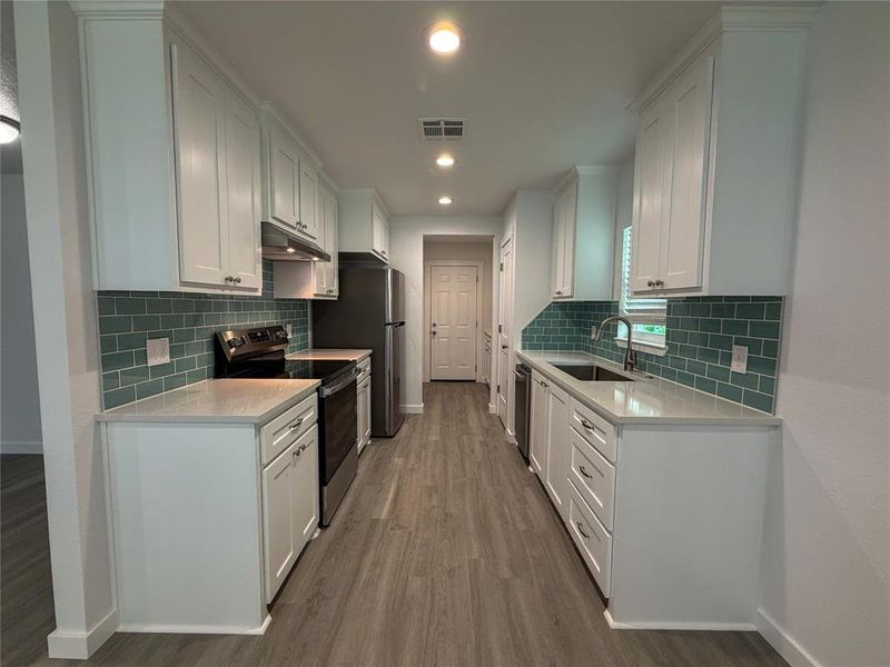 Furnished interior view inside a new home in , Waco (Image 6).