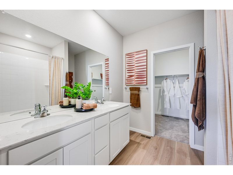 Furnished interior view inside a new home in Kinston, Loveland (Image 13).
