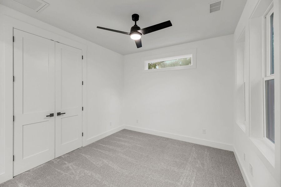 Spacious, unfurnished interior of a new home in , Johns Island (Image 27).