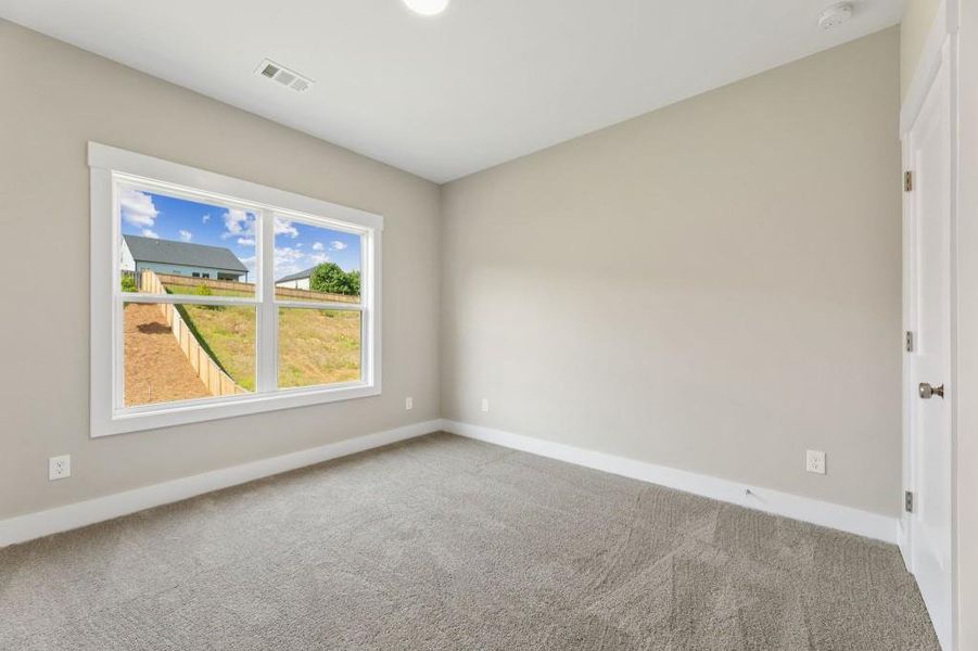 Spacious, unfurnished interior of a new home in Hillshire, Cumming (Image 28).
